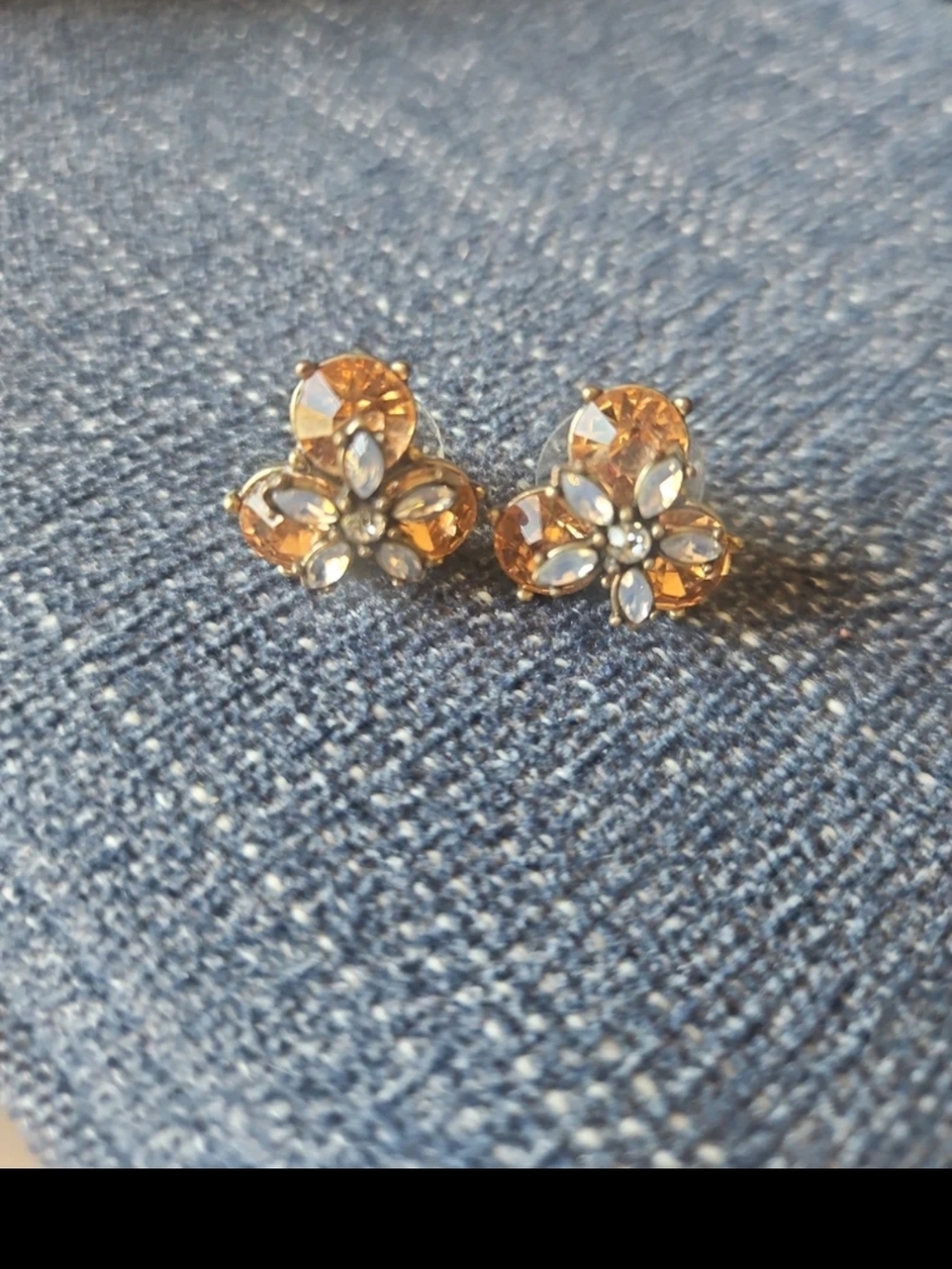 Banana Republic Crystal Flower Stud Earrings -